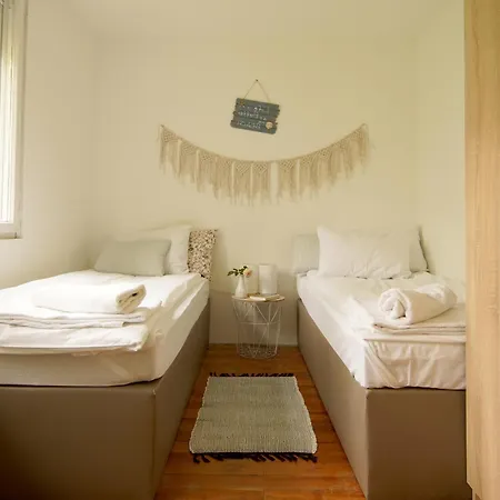 Casa Libre Apartman Balatonalmádi