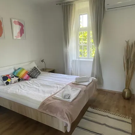 Apartment Casa Libre Balatonalmadi