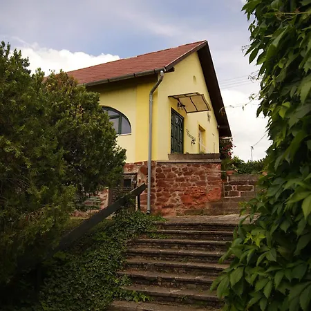 Casa Libre Apartment Balatonalmadi